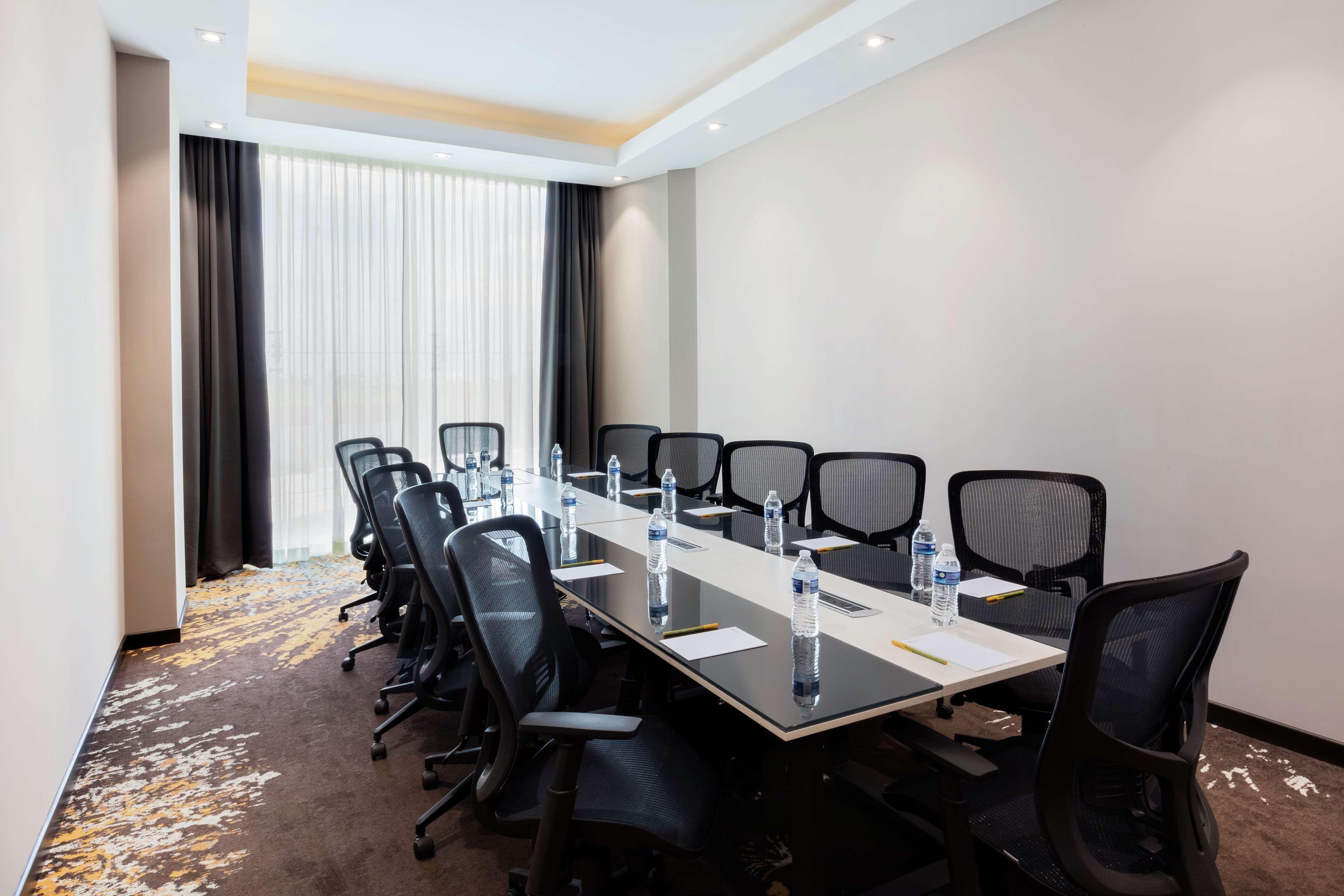 Hilton Garden Inn Salamanca Ngoại thất bức ảnh
