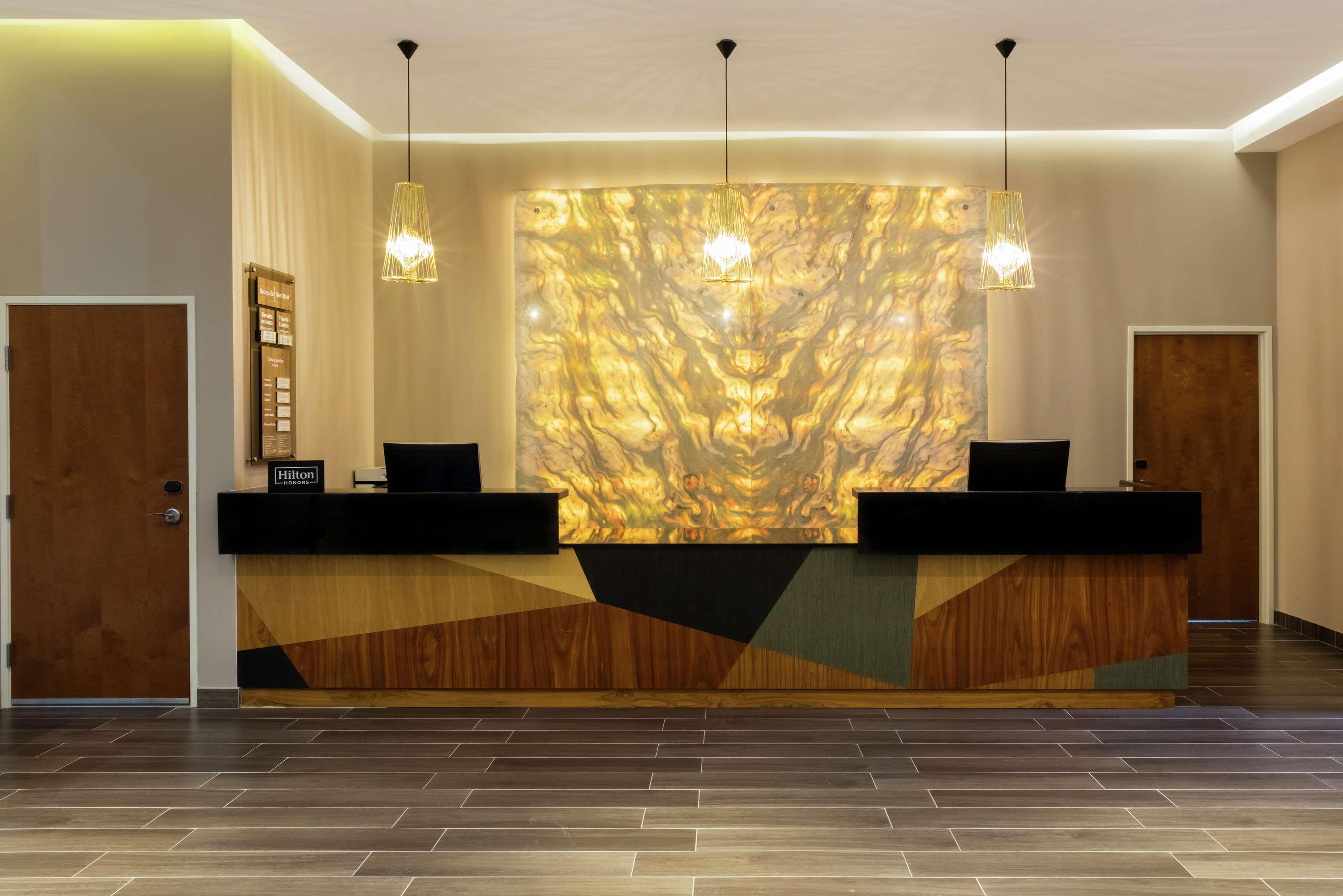 Hilton Garden Inn Salamanca Ngoại thất bức ảnh