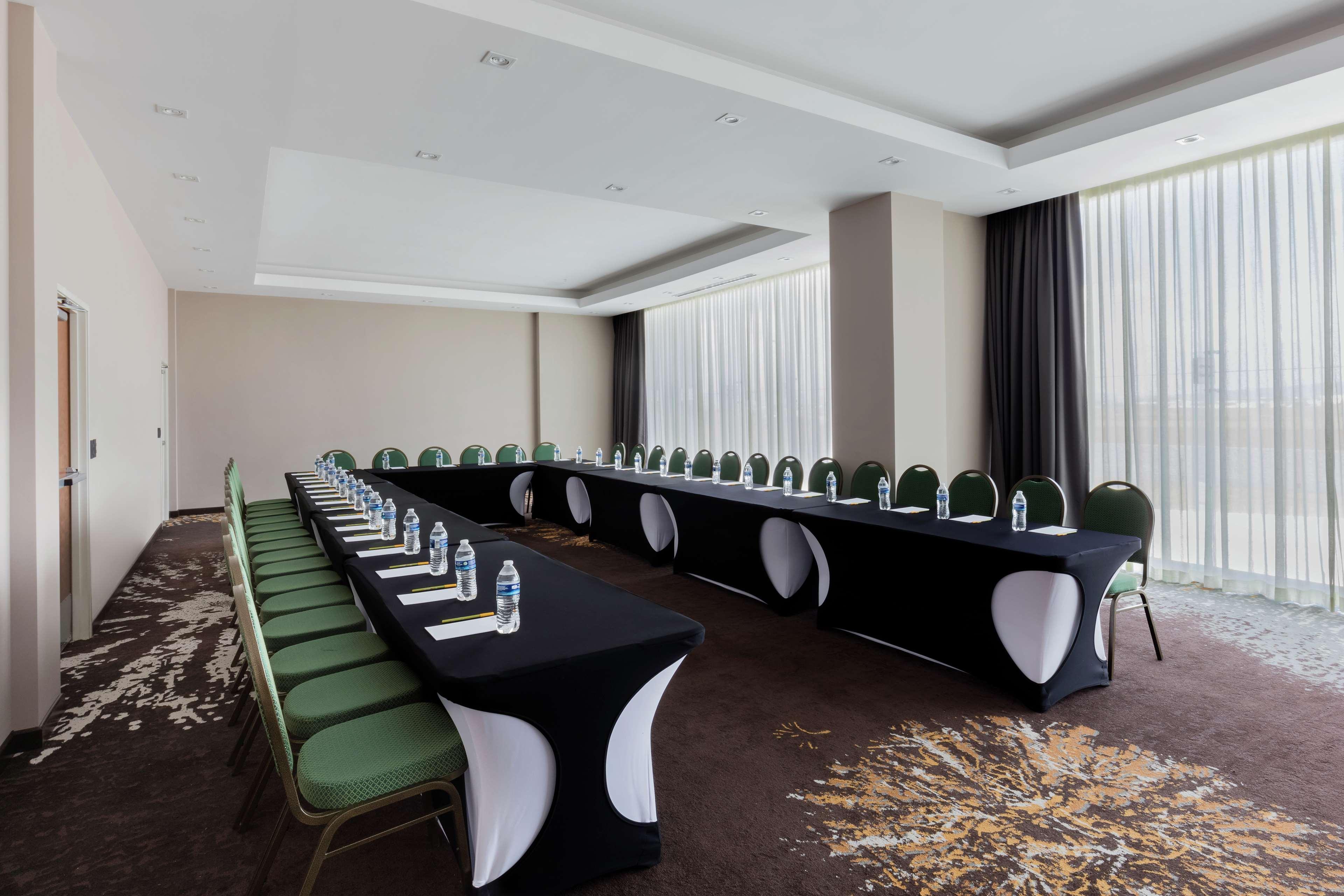 Hilton Garden Inn Salamanca Ngoại thất bức ảnh